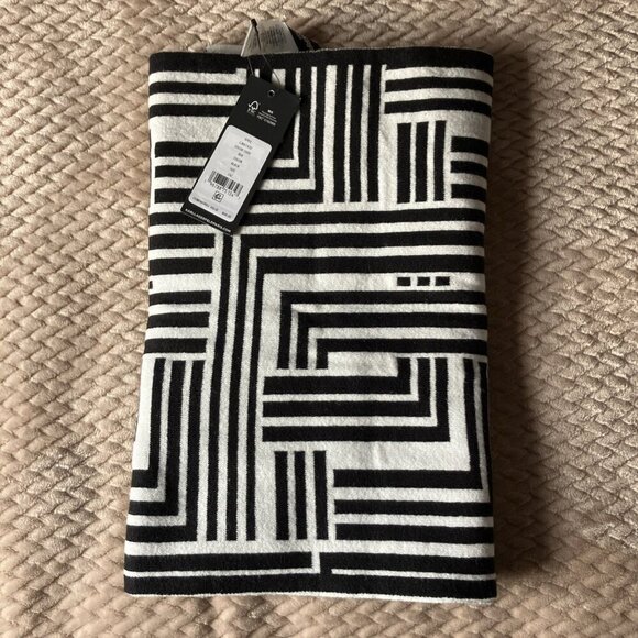 Karl Lagerfeld Accessories - NWT Karl Lagerfeld Art Deco Scarf, Size 72" x 14" - Black/White, Tags $68.